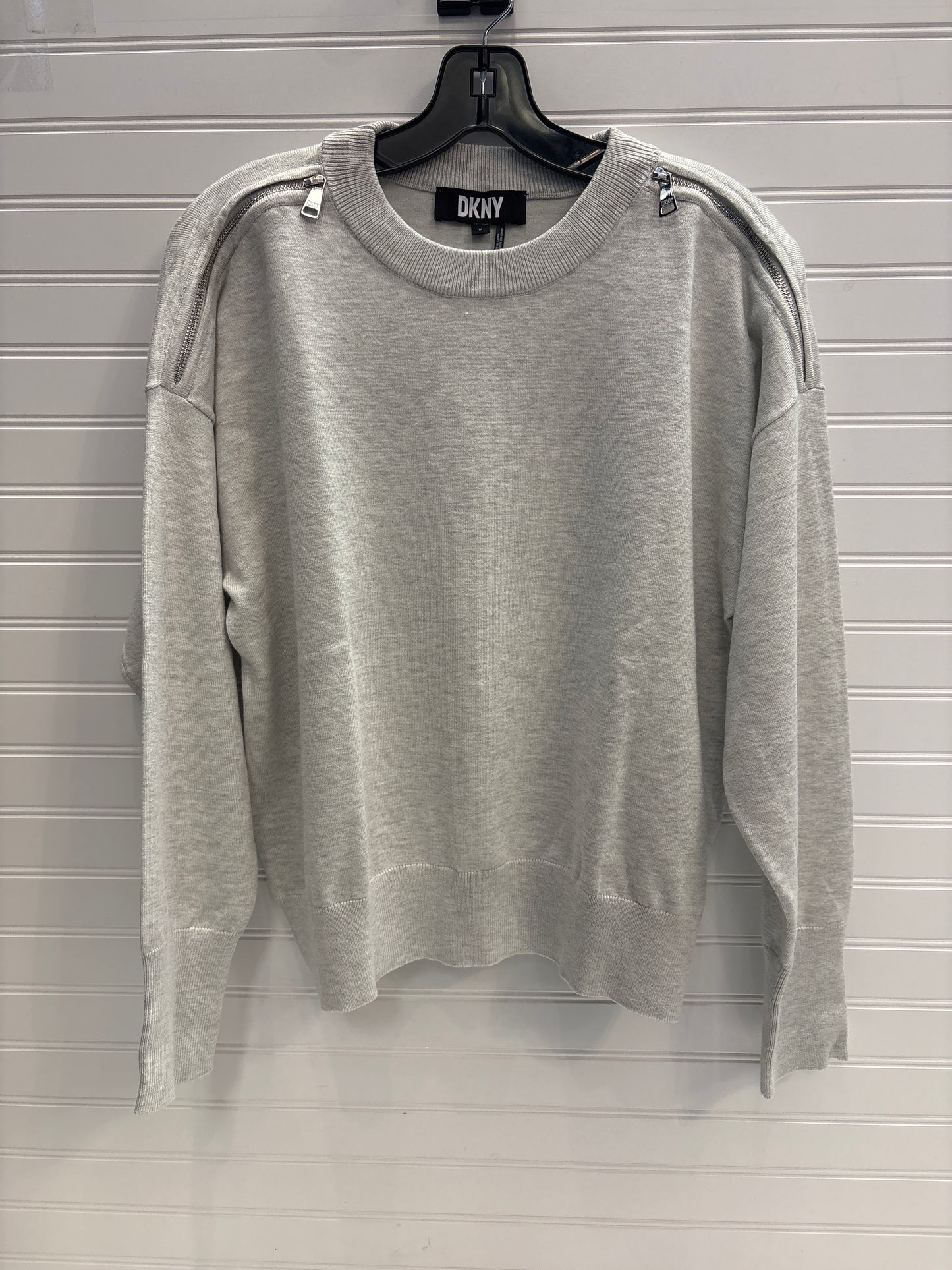 Sweater By Dkny In Grey, Size: M