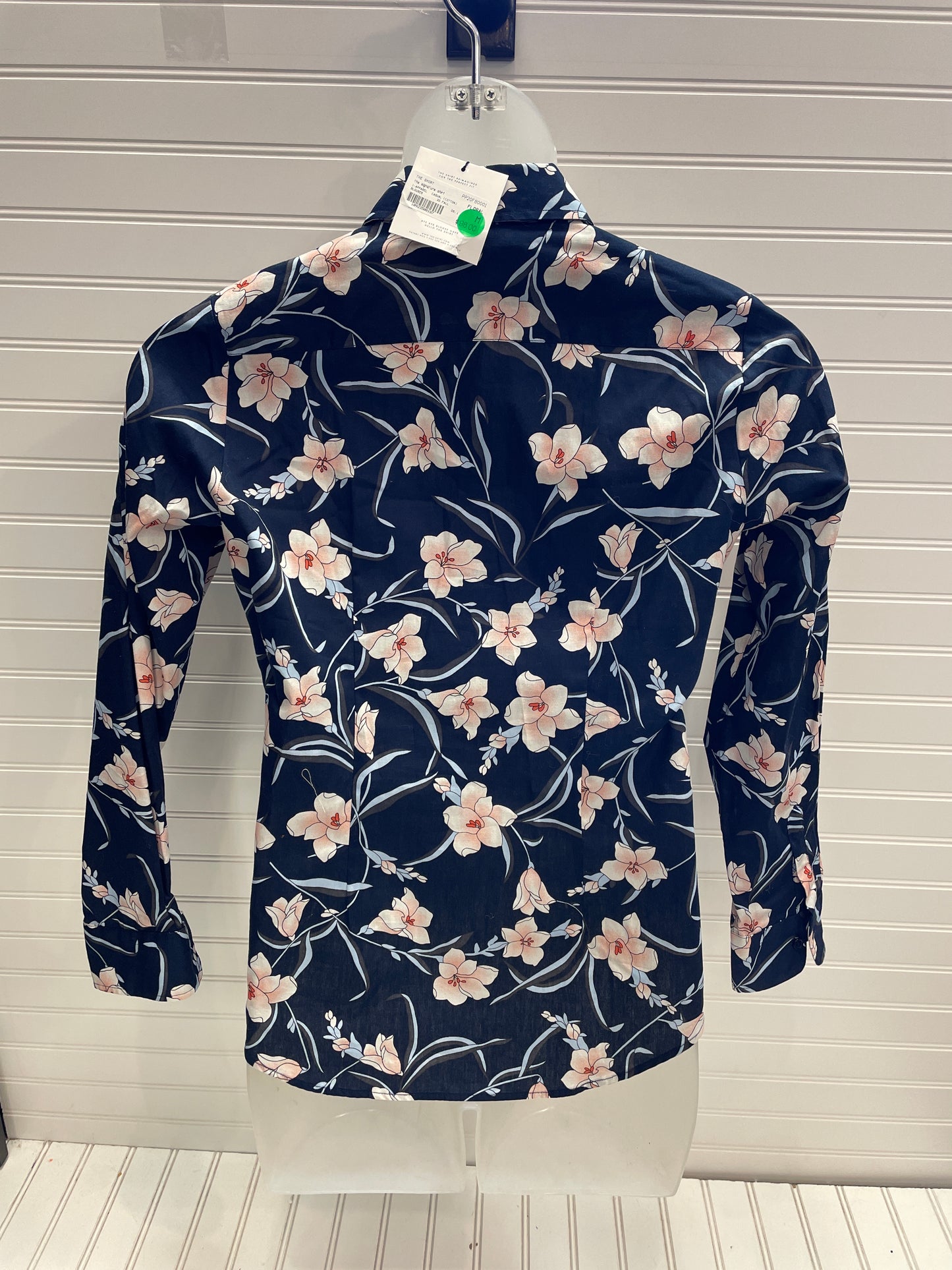 Blouse Long Sleeve By The Shirt  Size: M
