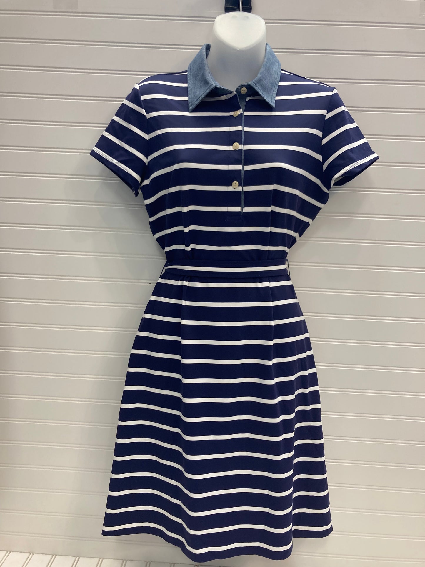 Dress Casual Short By J Mclaughlin  Size: S