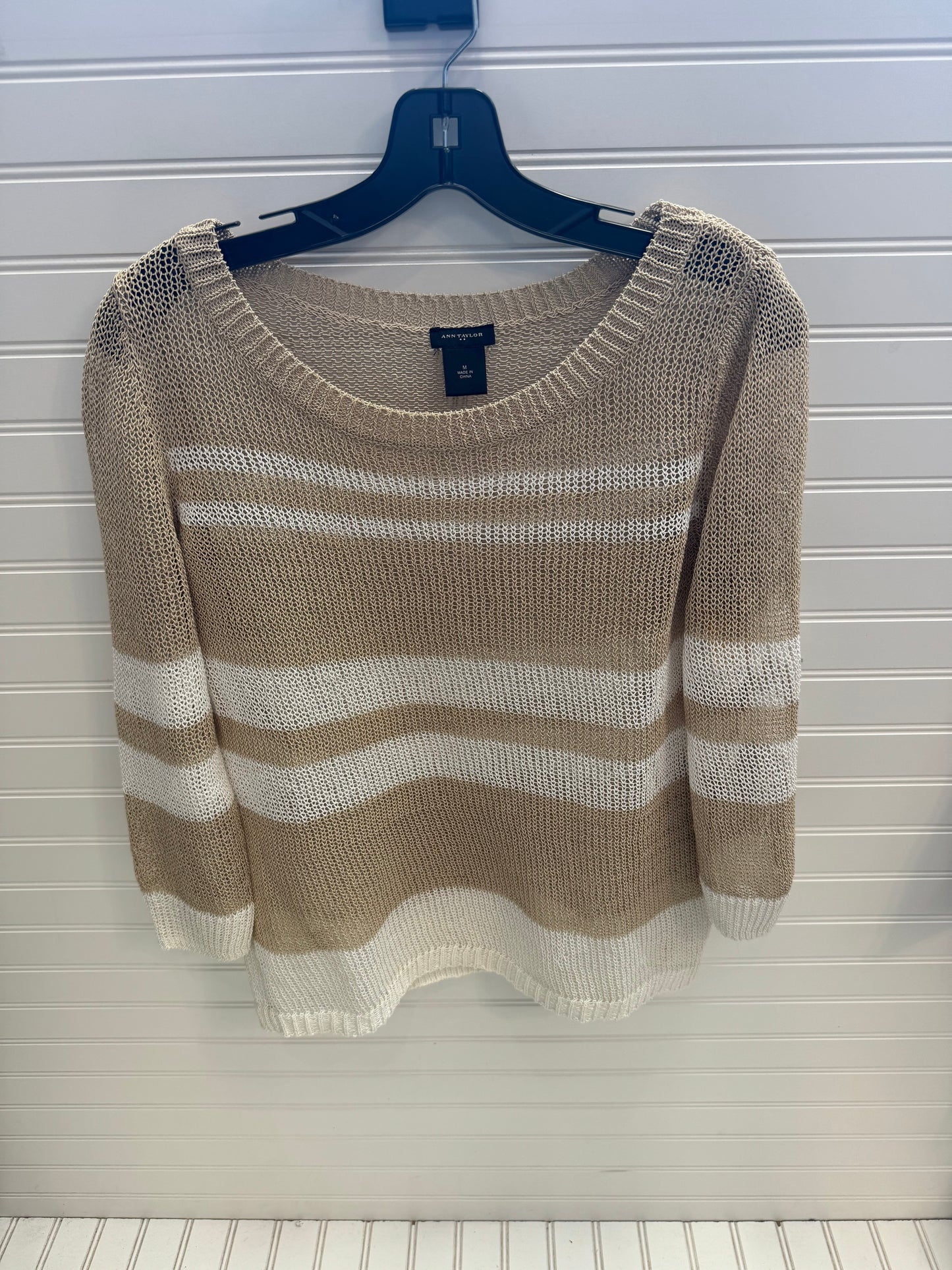 Sweater By Ann Taylor In Tan & White, Size: M