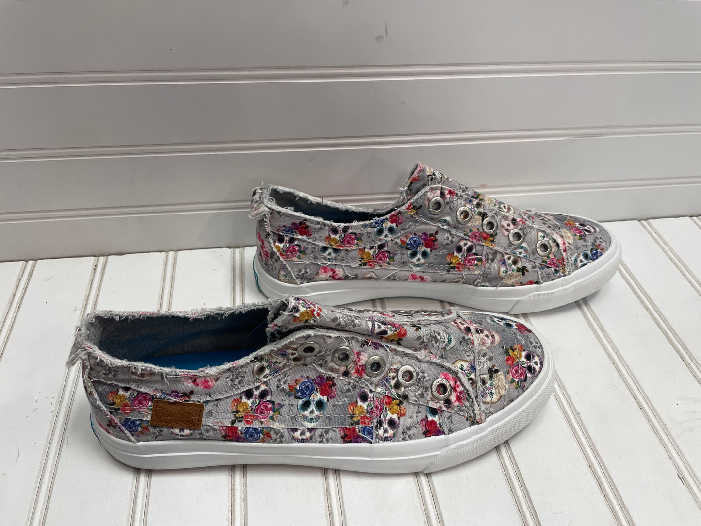 Shoes Sneakers By Blowfish In Multi-colored, Size: 9