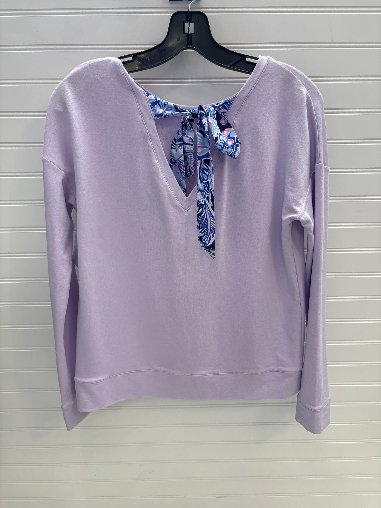 Top Long Sleeve Designer By Lilly Pulitzer In Purple & White, Size: Xs