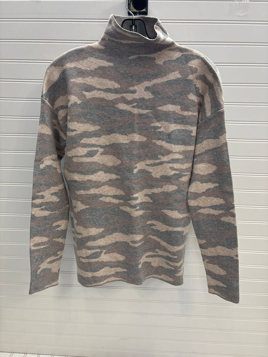 Sweater By Tahari In Camouflage Print, Size: M