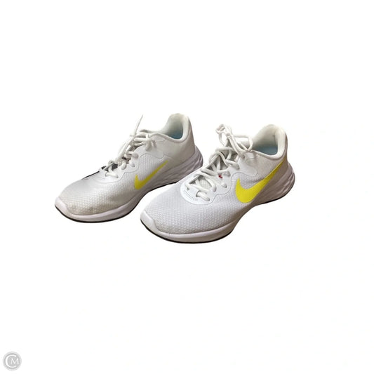 Shoes Athletic By Nike In White, Size: 9