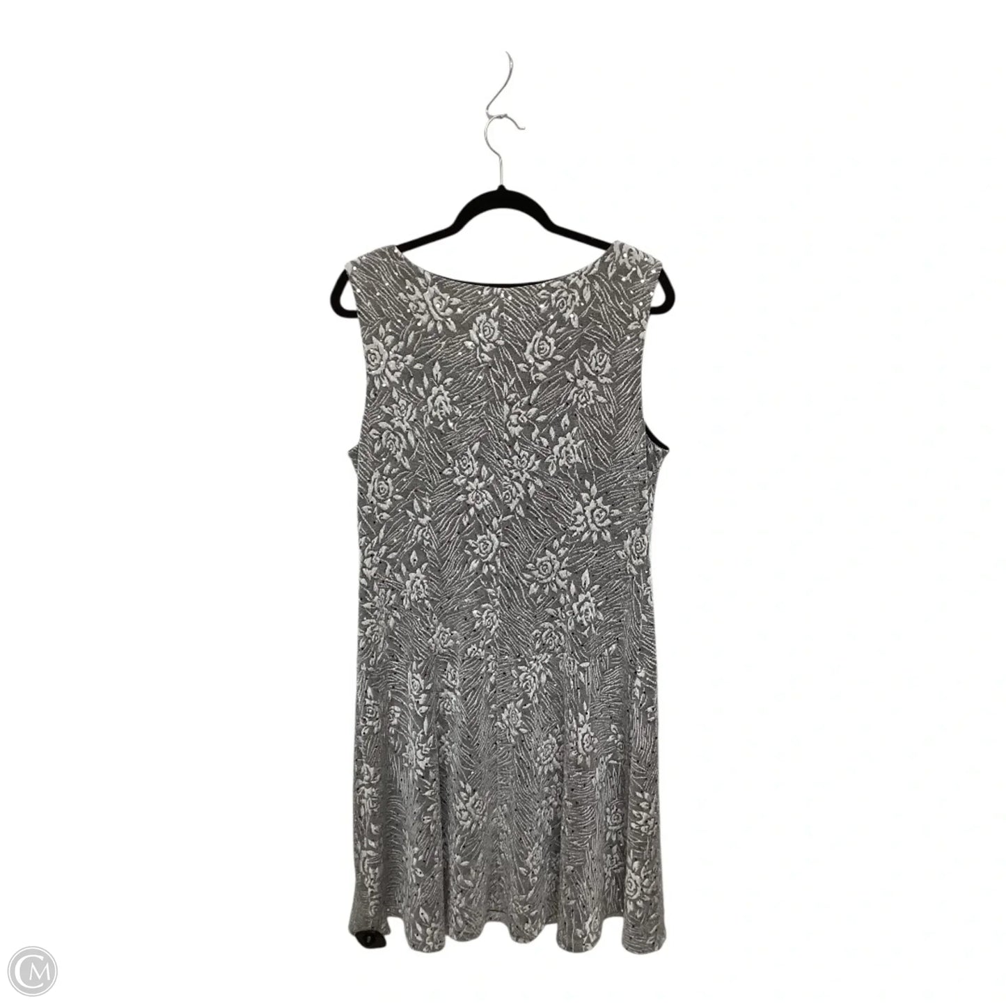 Dress Party Short By Connected Apparel In Silver, Size: 16