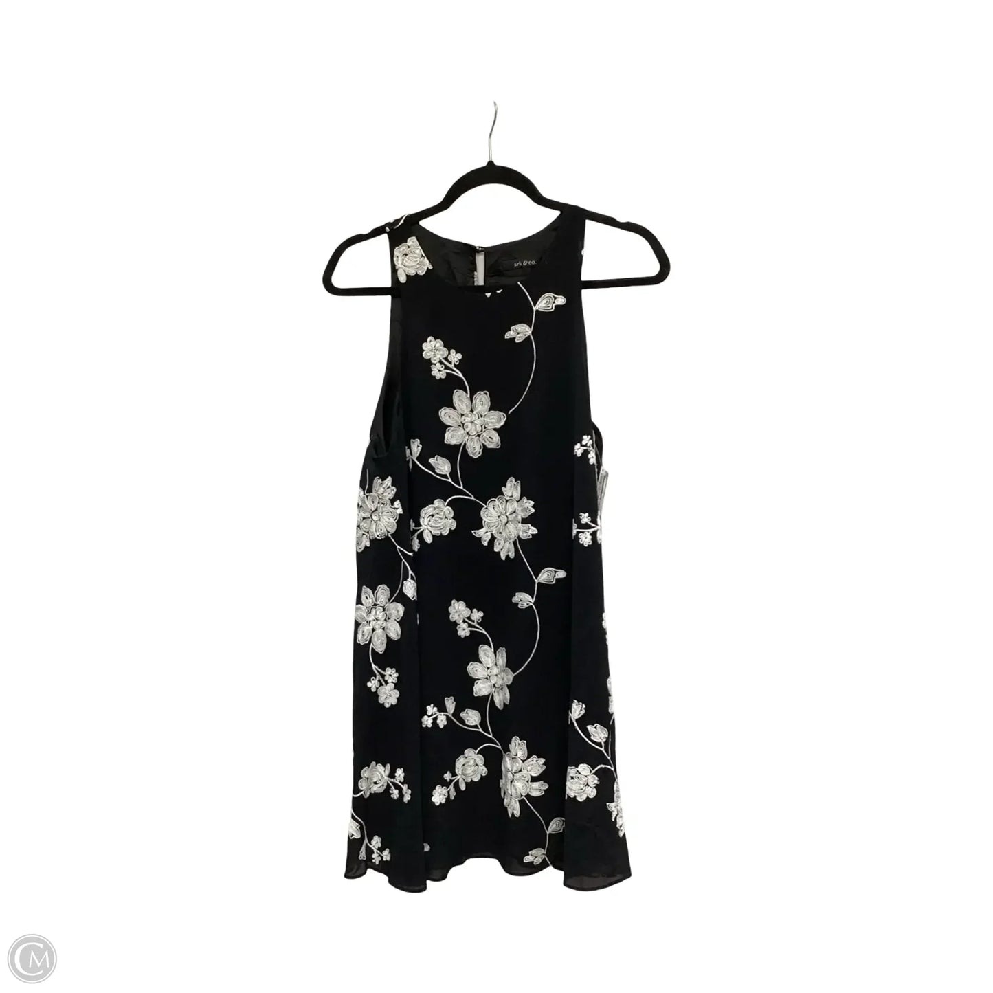Dress Casual Short By Ark And Co In Black & White, Size: M