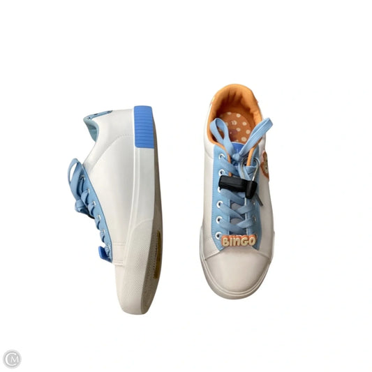 Shoes Sneakers By Clothes Mentor In White, Size: 9