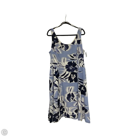 Dress Casual Short By Signature By Robbie Bee In Floral Print, Size: L
