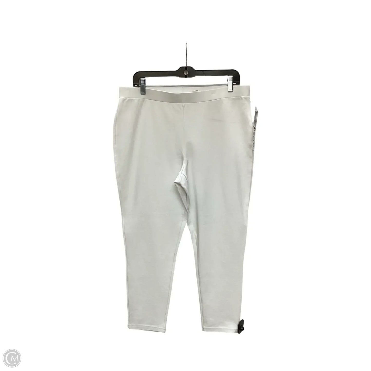 Pants Cropped By Chicos In White, Size: 2