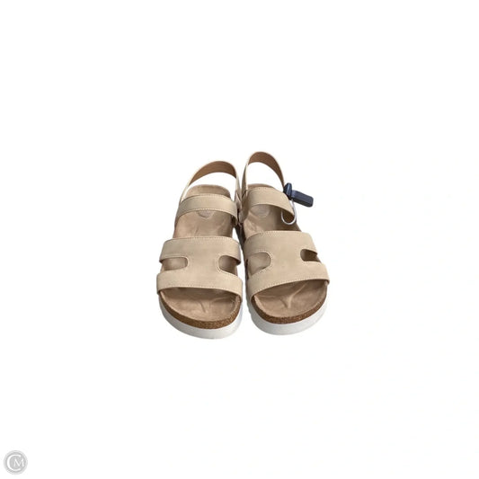 Sandals Flats By Wonderly In Tan, Size: 7.5