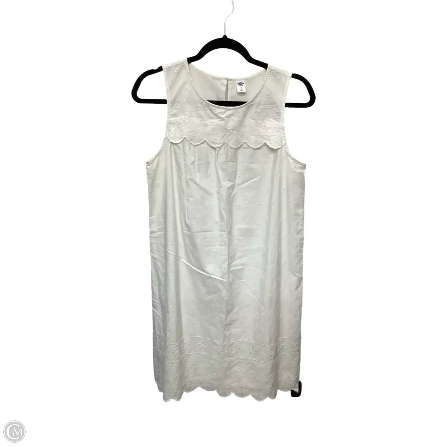 Dress Casual Short By Old Navy In White, Size: S