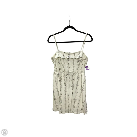 Dress Casual Short By Trixxi In Floral Print, Size: L