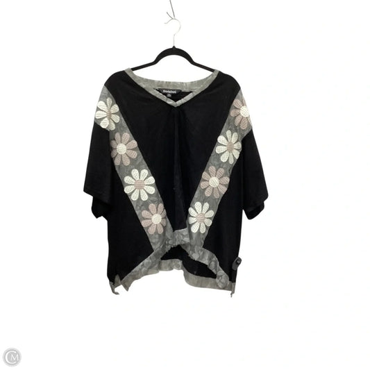 Top Short Sleeve By Davi & Dani In Black, Size: 1x