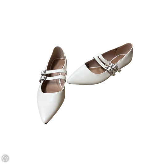 Shoes Flats By Old Navy In Cream, Size: 6