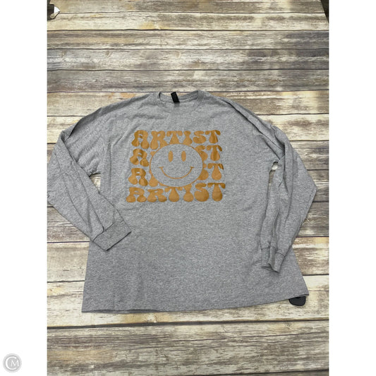 Top Long Sleeve By Gildan In Grey, Size: Xl