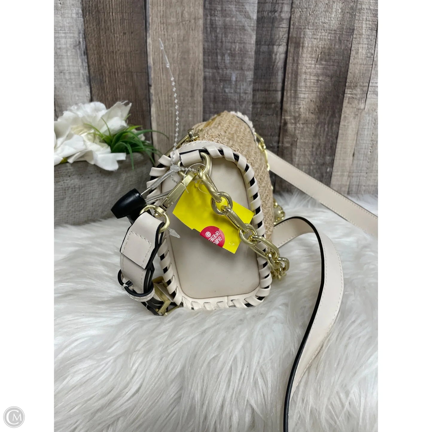 Crossbody By Cmf, Size: Medium