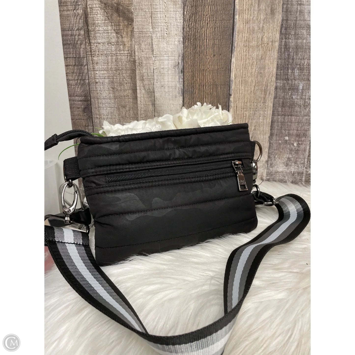 Crossbody By Think Royln, Size: Small