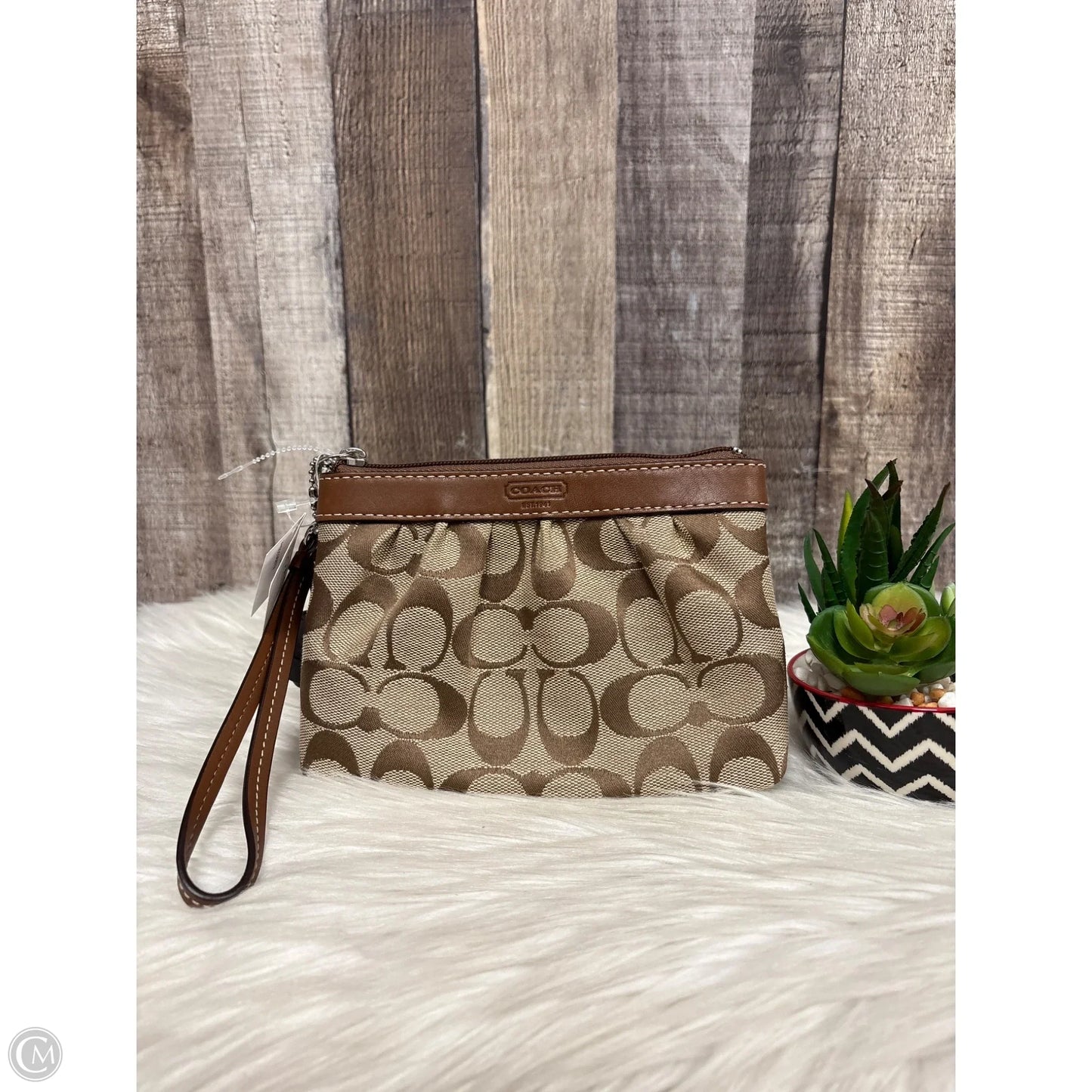 Wristlet Designer By Coach, Size: Medium