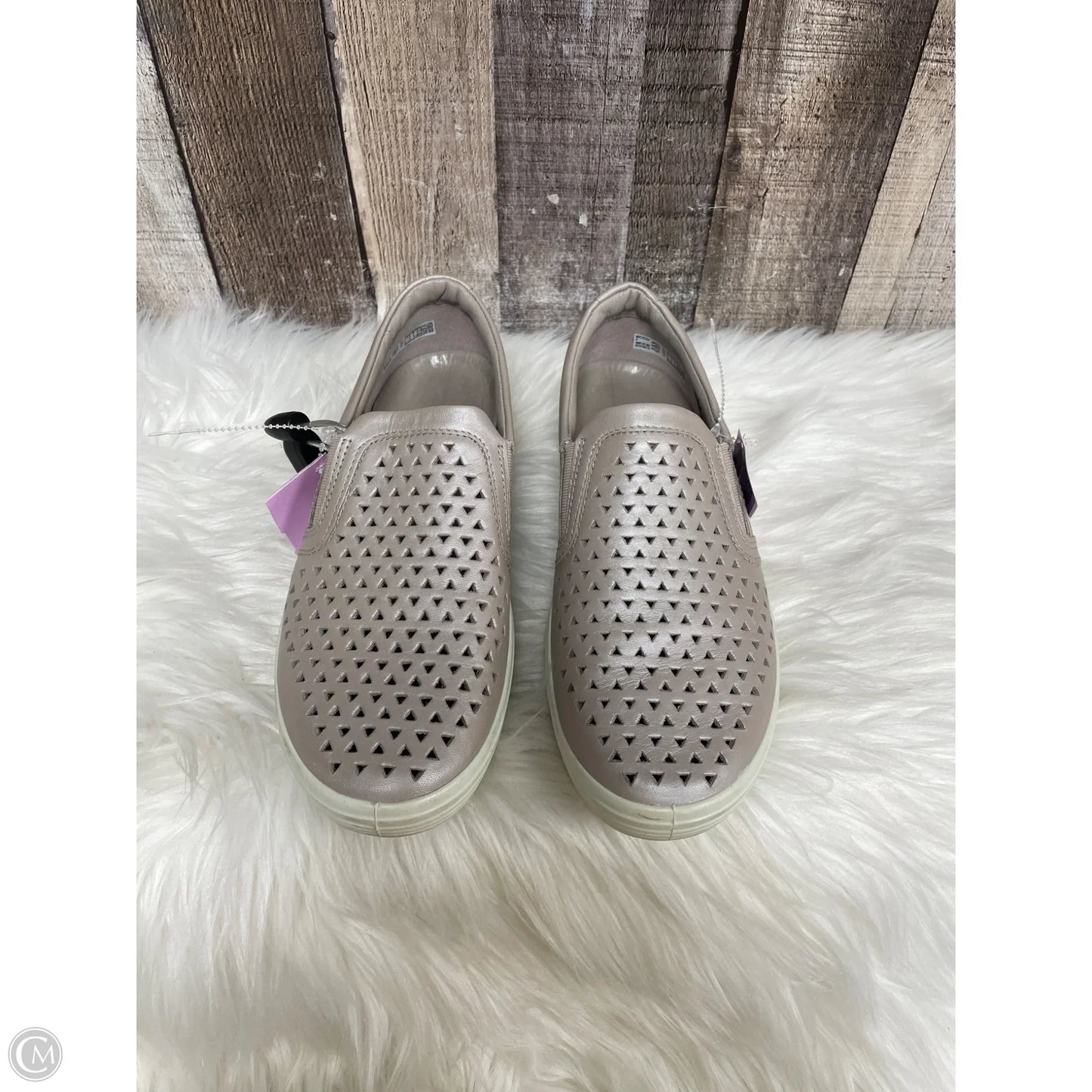 Shoes Flats By Ecco In Beige, Size: 6