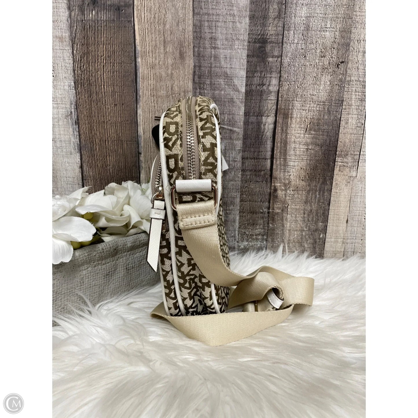 Crossbody By Dkny, Size: Medium