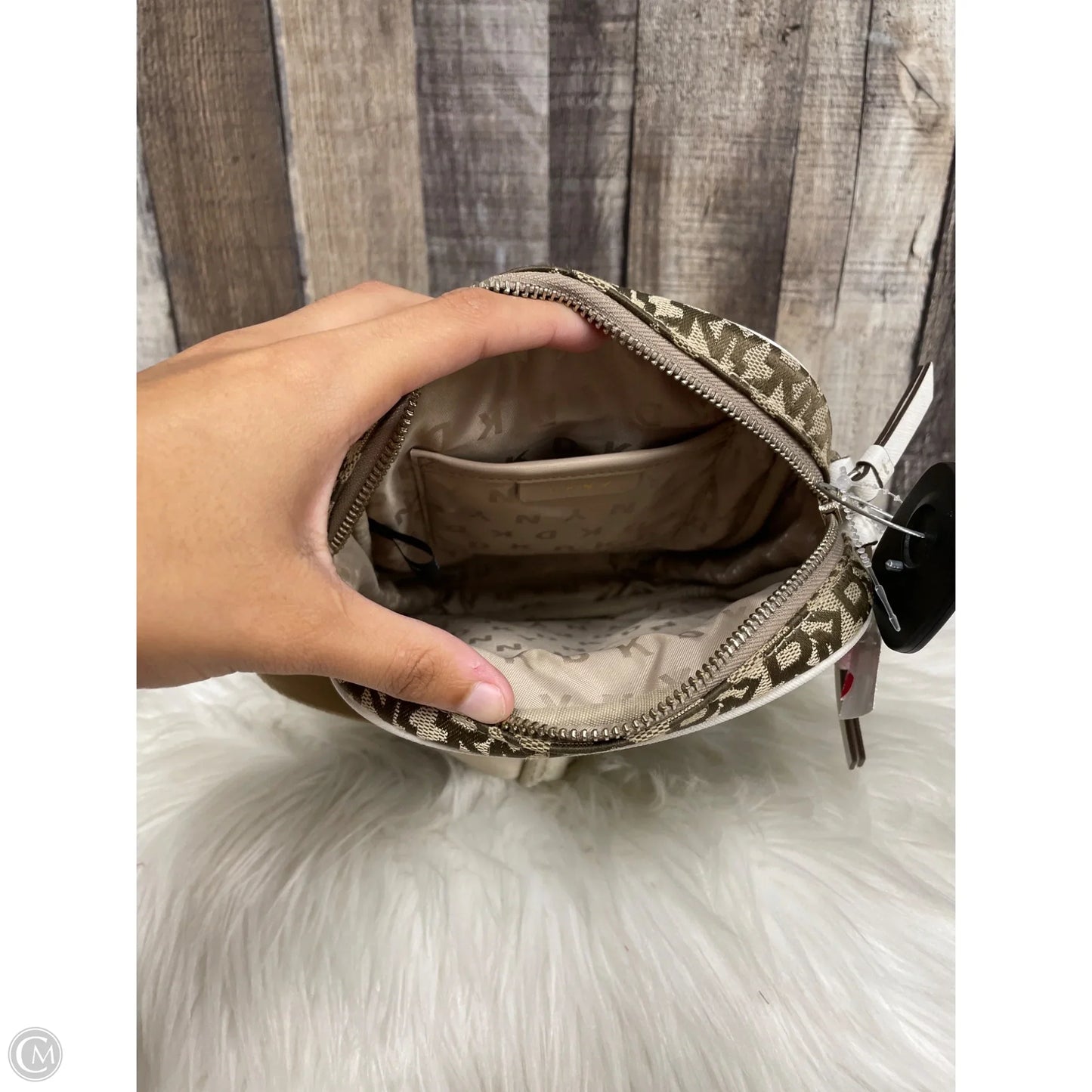 Crossbody By Dkny, Size: Medium