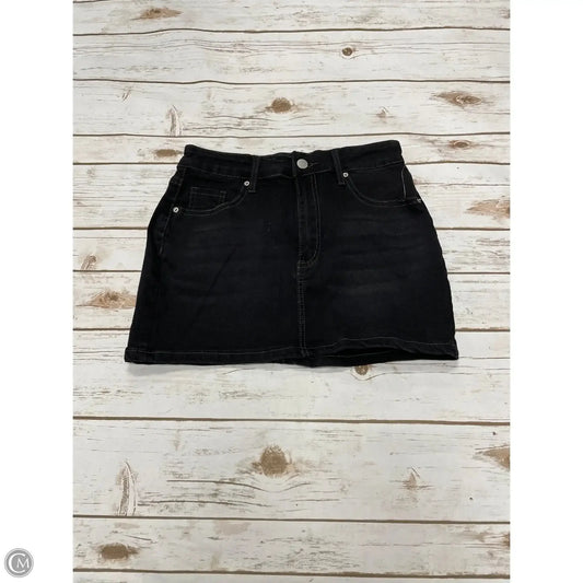 Skirt Mini & Short By Shein In Black, Size: M