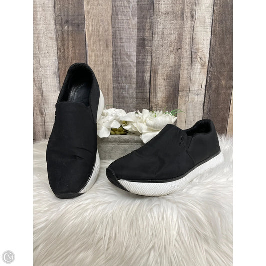 Shoes Luxury Designer By Prada In Black, Size: 9.5