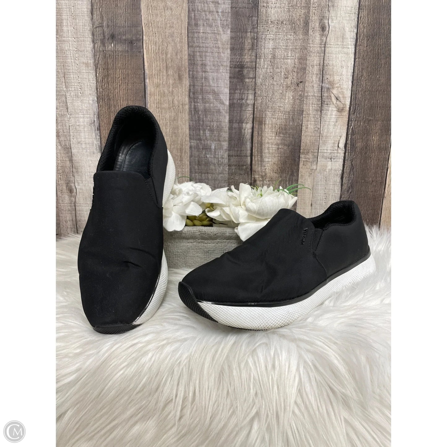 Shoes Luxury Designer By Prada In Black, Size: 9.5