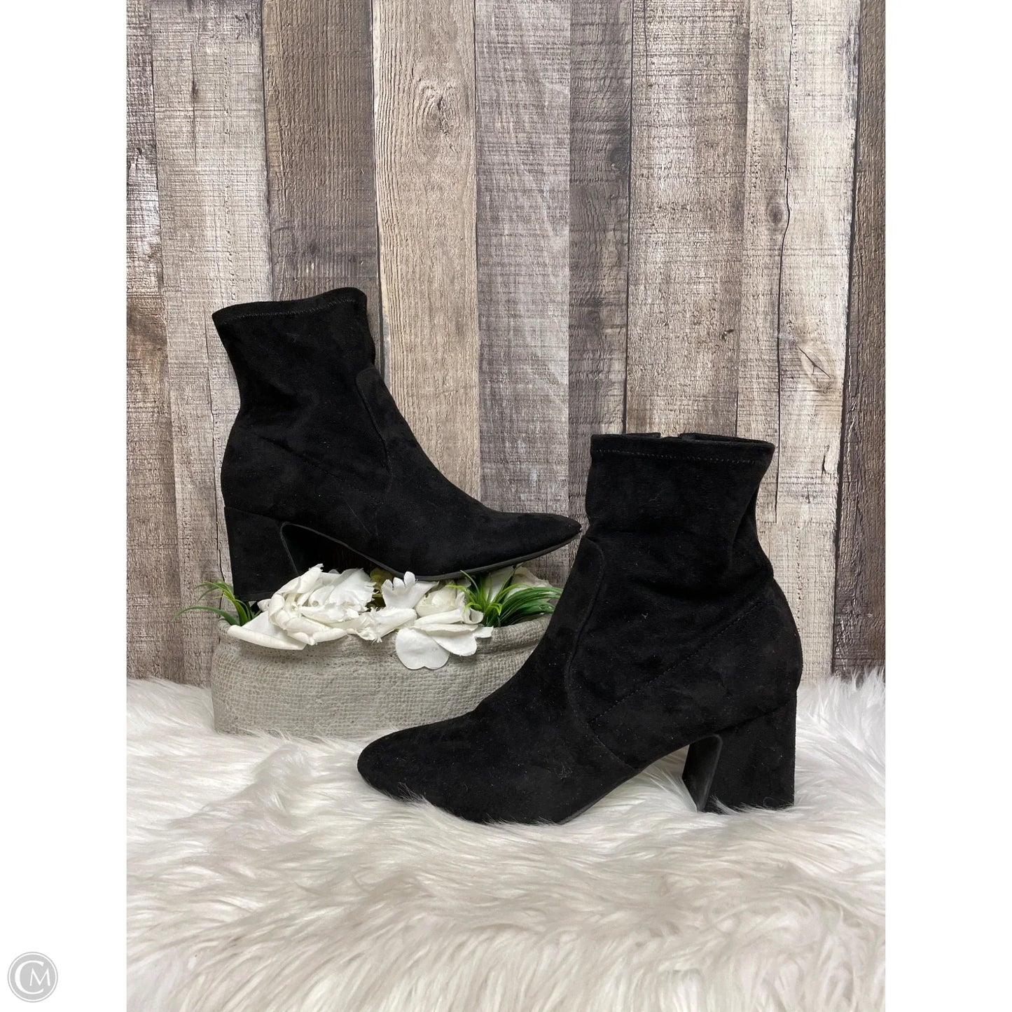 Boots Ankle Heels By Unisa In Black, Size: 10