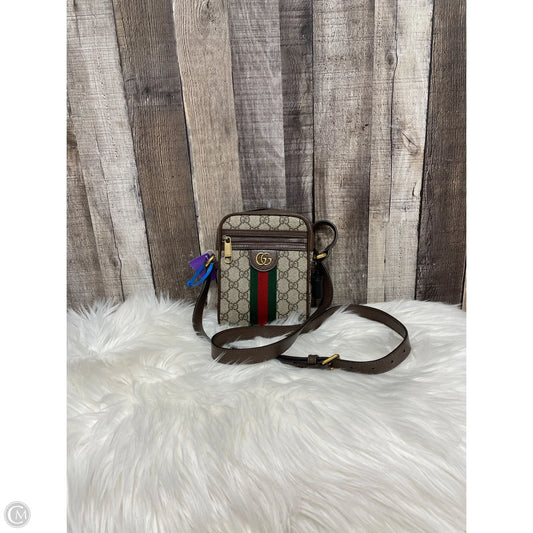 Crossbody Luxury Designer By Gucci, Size: Small