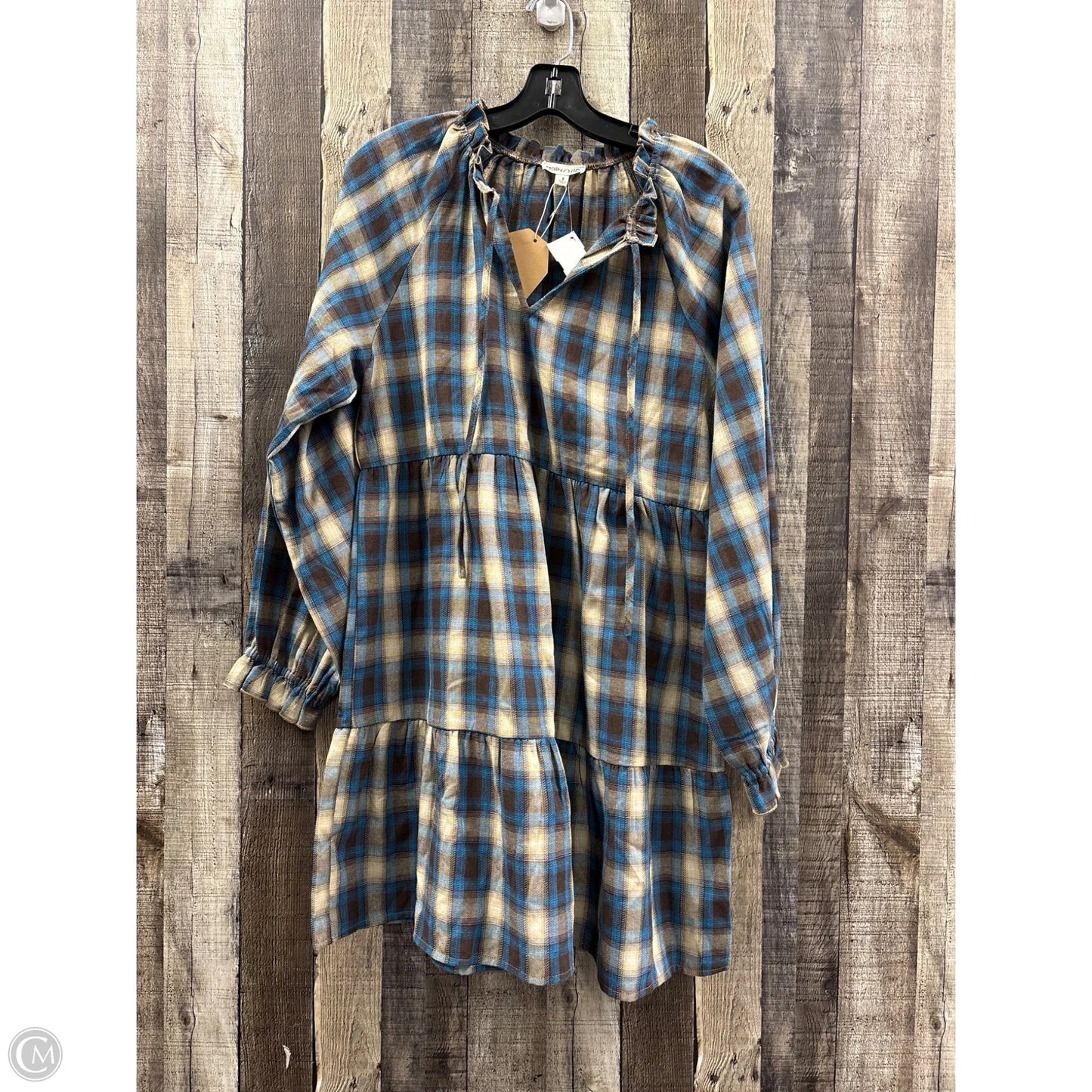 Dress Casual Short By Main Strip In Plaid Pattern, Size: S