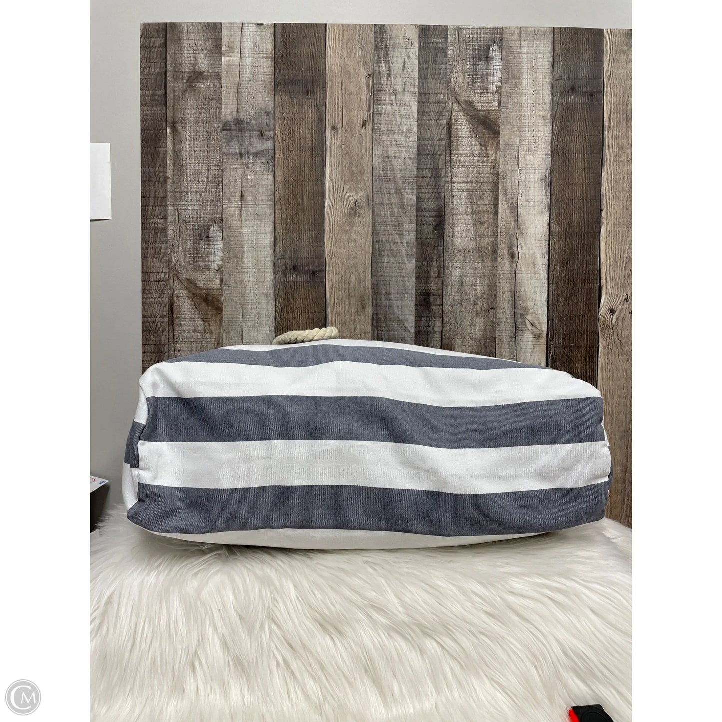 Duffle And Weekender By Cmf, Size: Medium