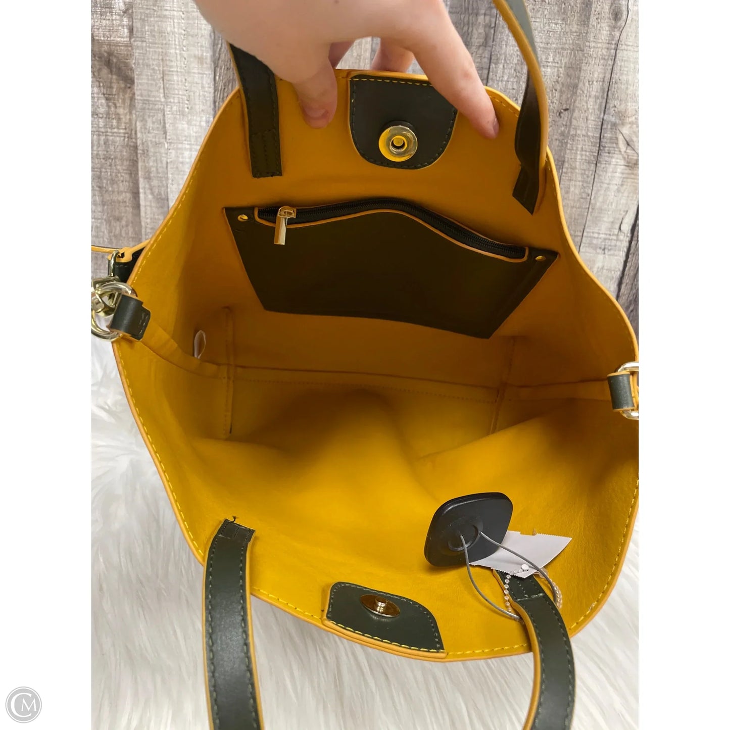 Handbag By Bcbg, Size: Medium