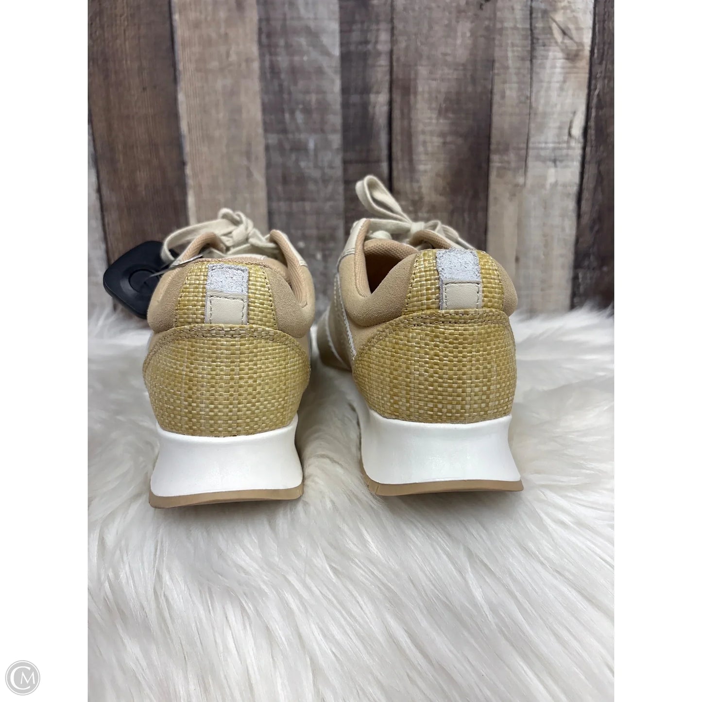 Shoes Sneakers By J Mclaughlin In Tan, Size: 7