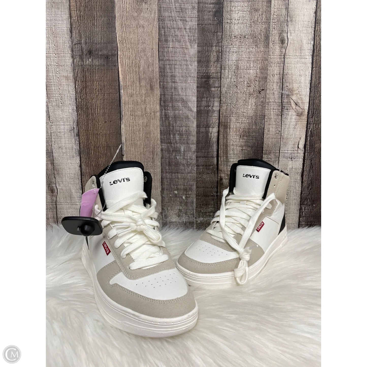 Shoes Athletic By Levis In White, Size: 8.5