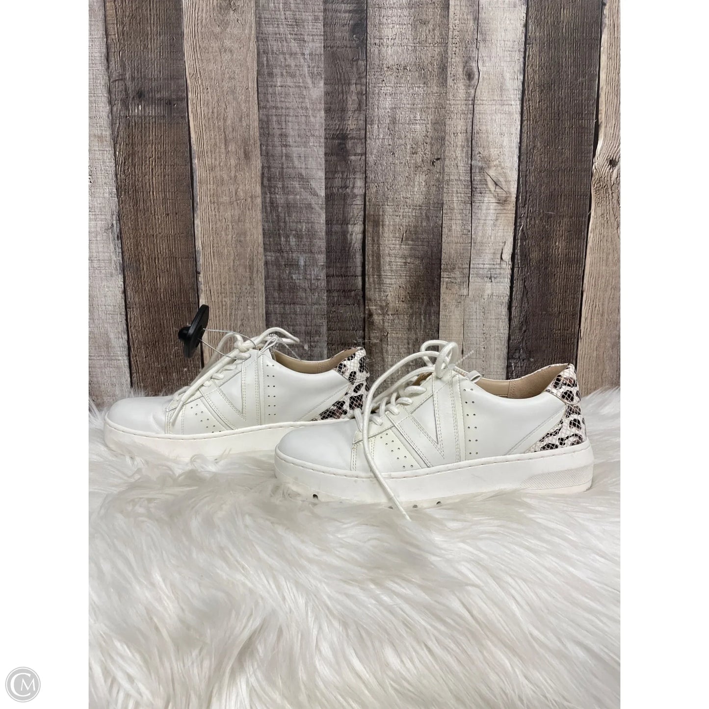 Shoes Sneakers By Vionic In Animal Print, Size: 6