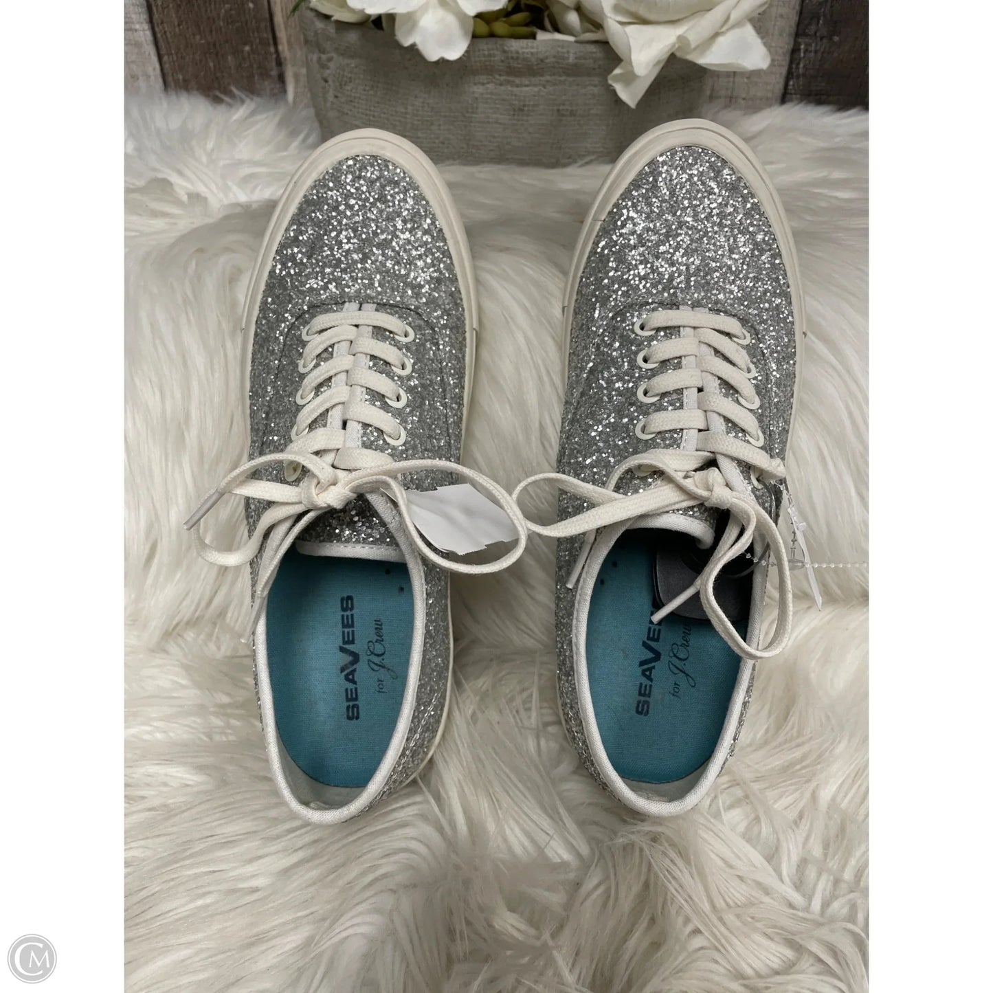 Shoes Sneakers By Cme In Silver, Size: 10