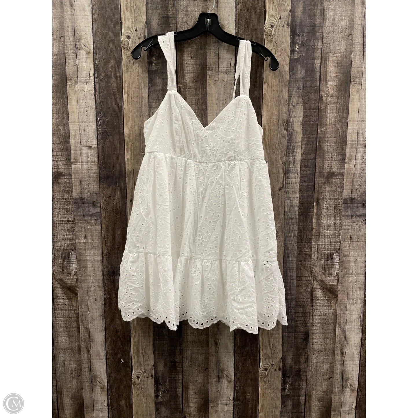 Dress Casual Short By Trixxi In White, Size: M