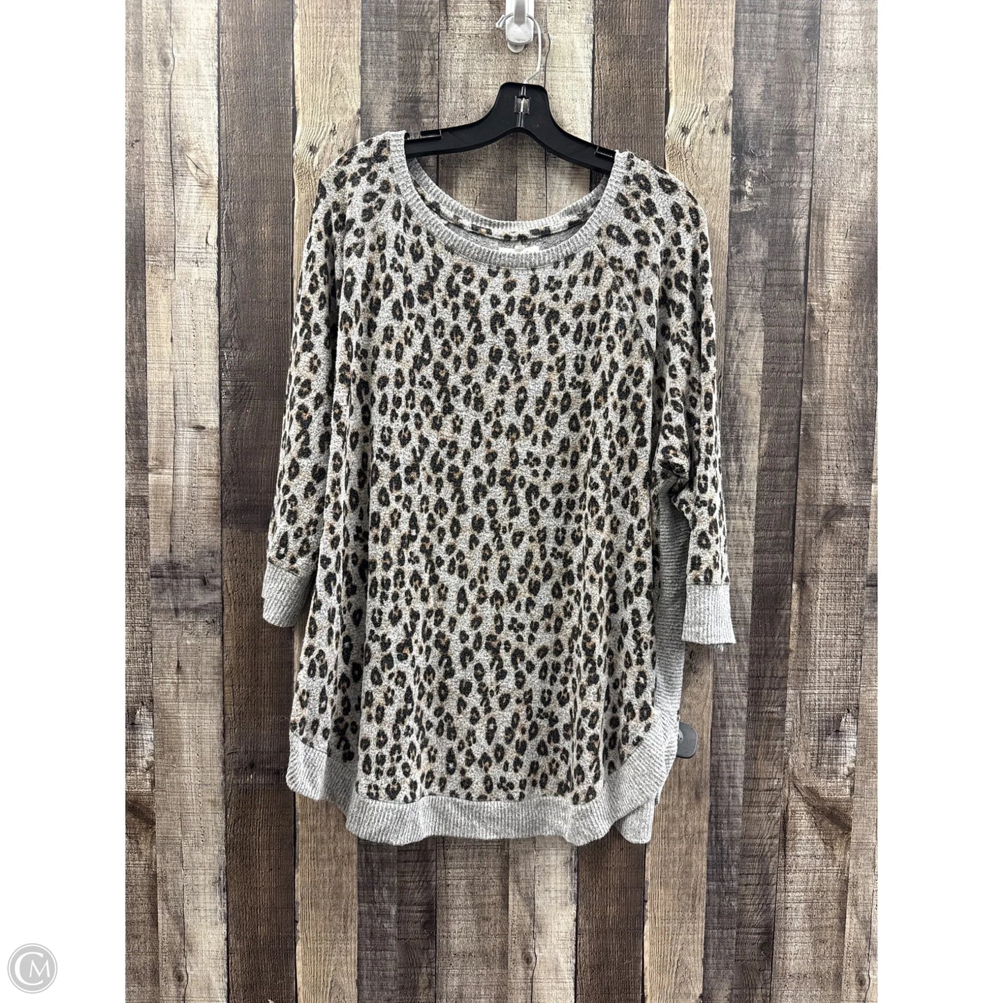 Top Long Sleeve By Maurices In Animal Print, Size: 1x