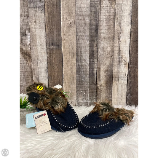 Slippers By Cmf In Navy, Size: 9