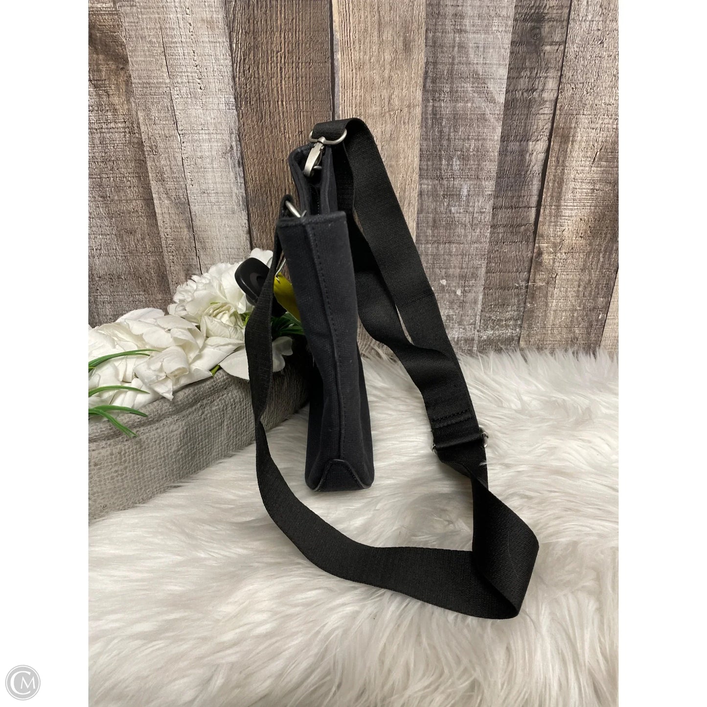 Crossbody By Cme, Size: Medium