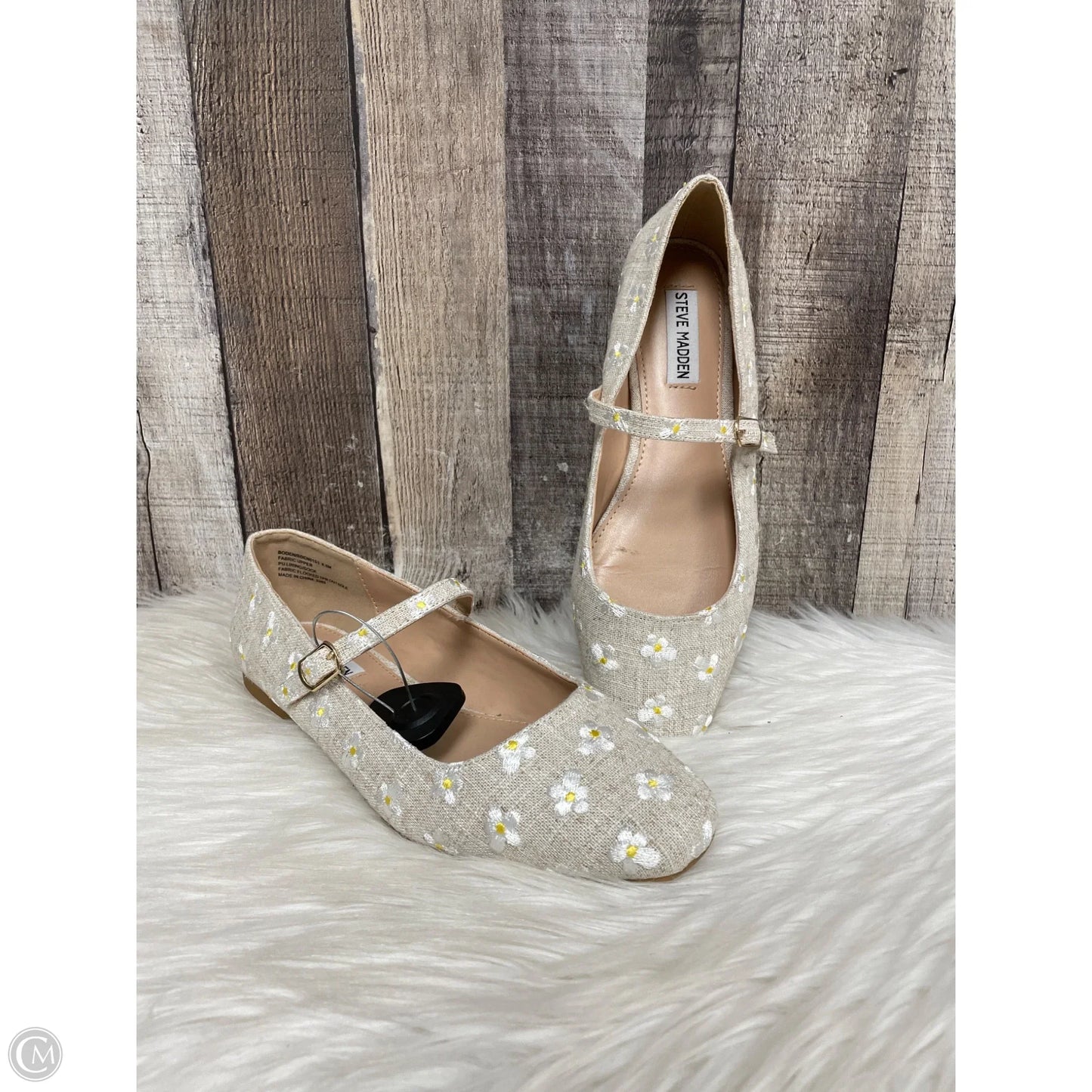 Shoes Flats By Steve Madden In Beige, Size: 8.5