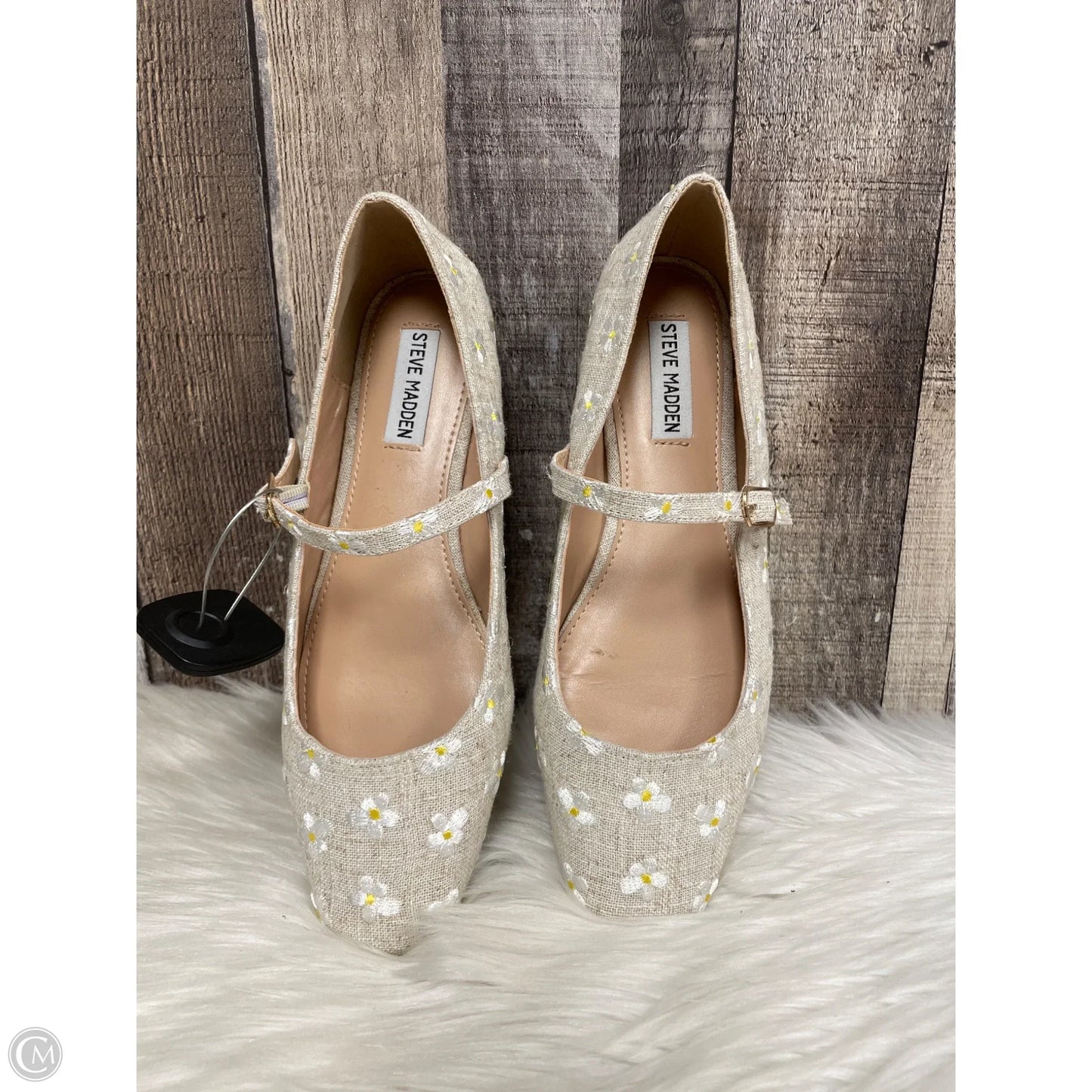 Shoes Flats By Steve Madden In Beige, Size: 8.5