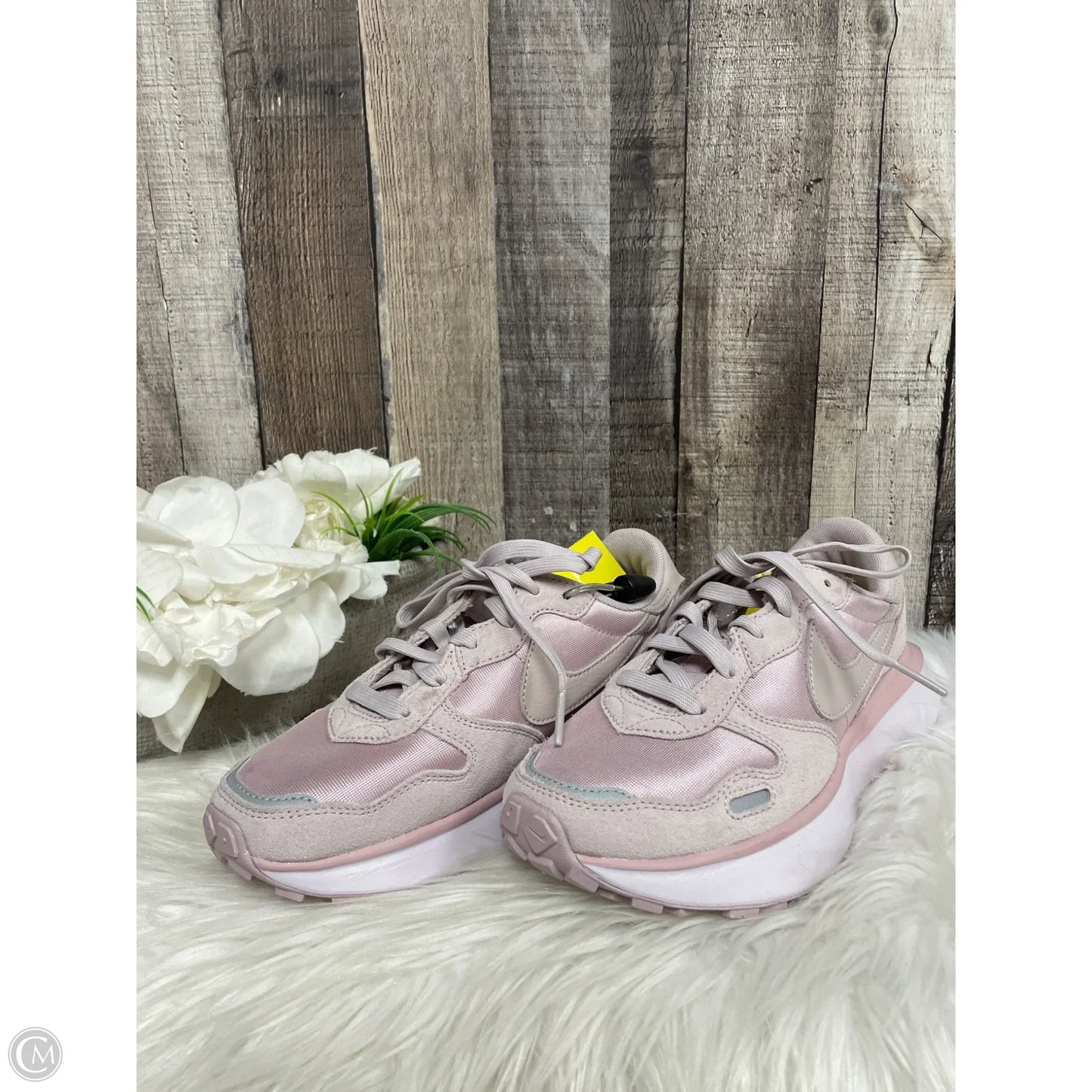 Shoes Athletic By Nike In Pink, Size: 6.5