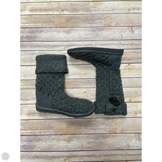 Boots Designer By Ugg In Grey, Size: 8