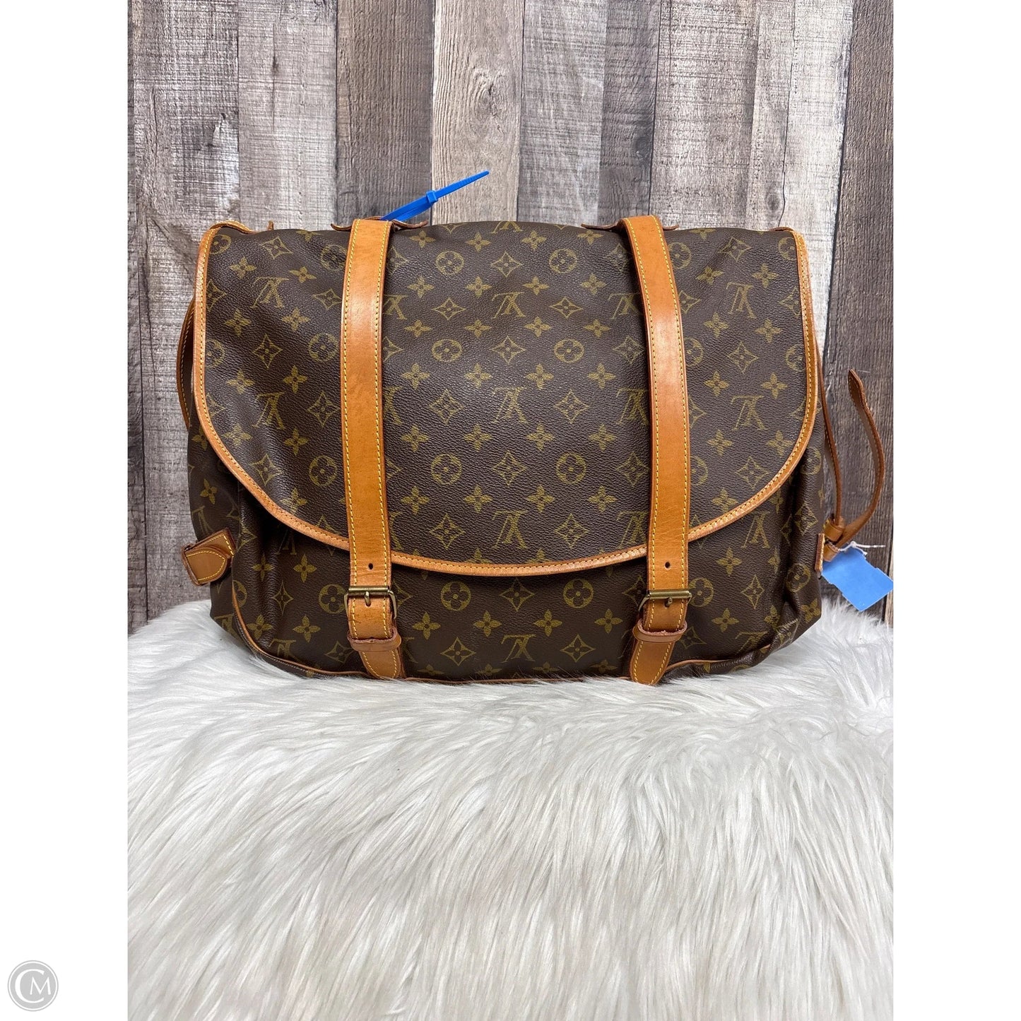 Handbag Luxury Designer By Louis Vuitton, Size: Large