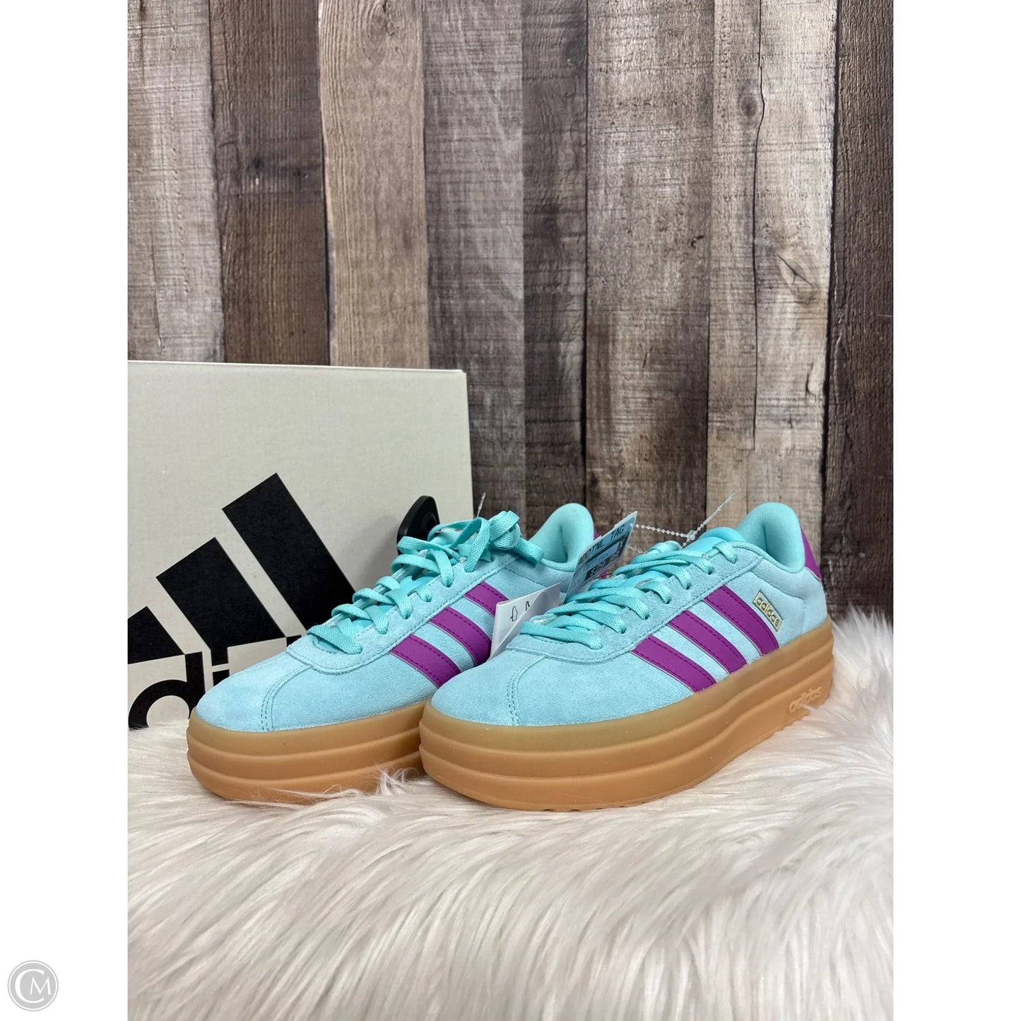 Shoes Athletic By Adidas In Green & Pink, Size: 5.5