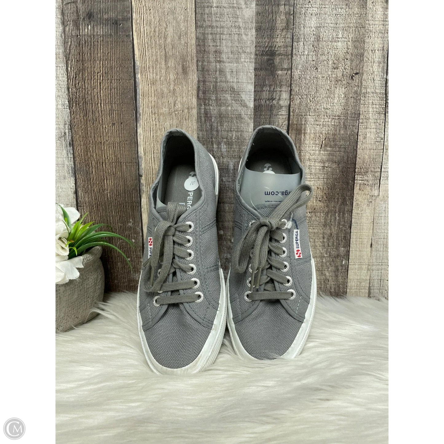 Shoes Sneakers By Superga In Grey, Size: 10