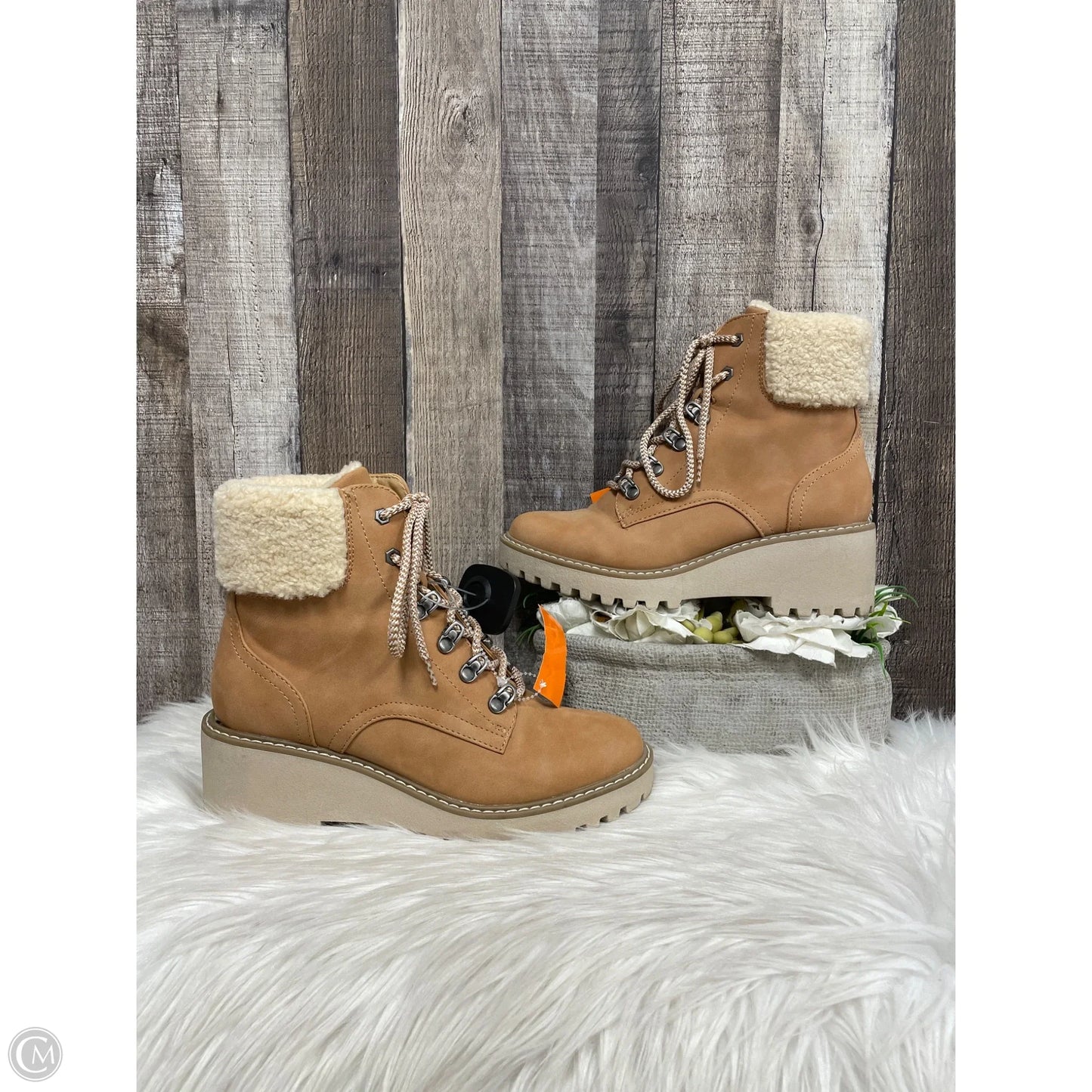 Boots Ankle Heels By Dolce Vita In Tan, Size: 8.5