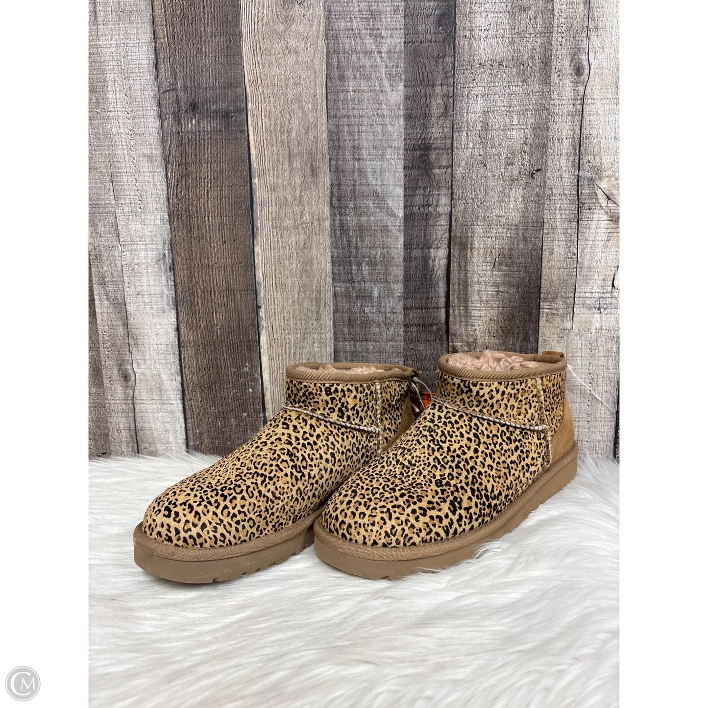 Boots Designer By Ugg In Animal Print, Size: 8